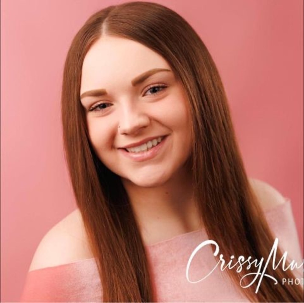 Meet your Posher, Olivia